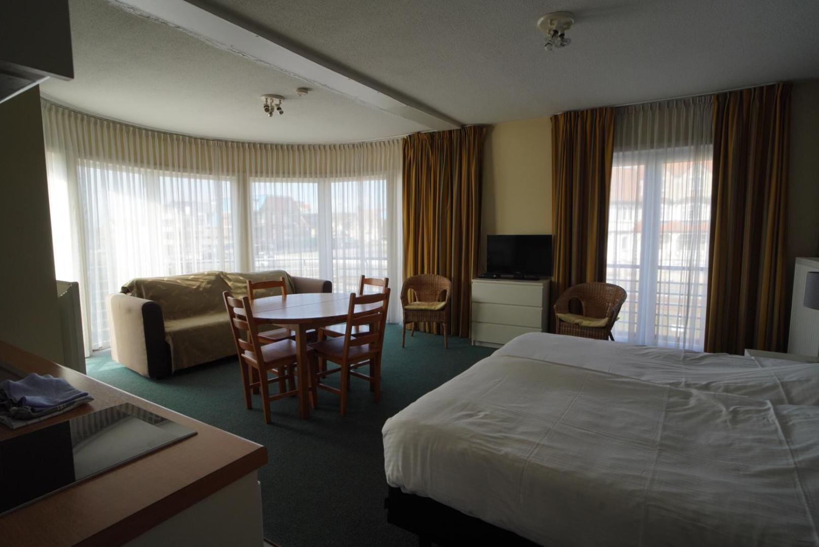 Apparthotel De Wielingen 米德尔克尔克 外观 照片